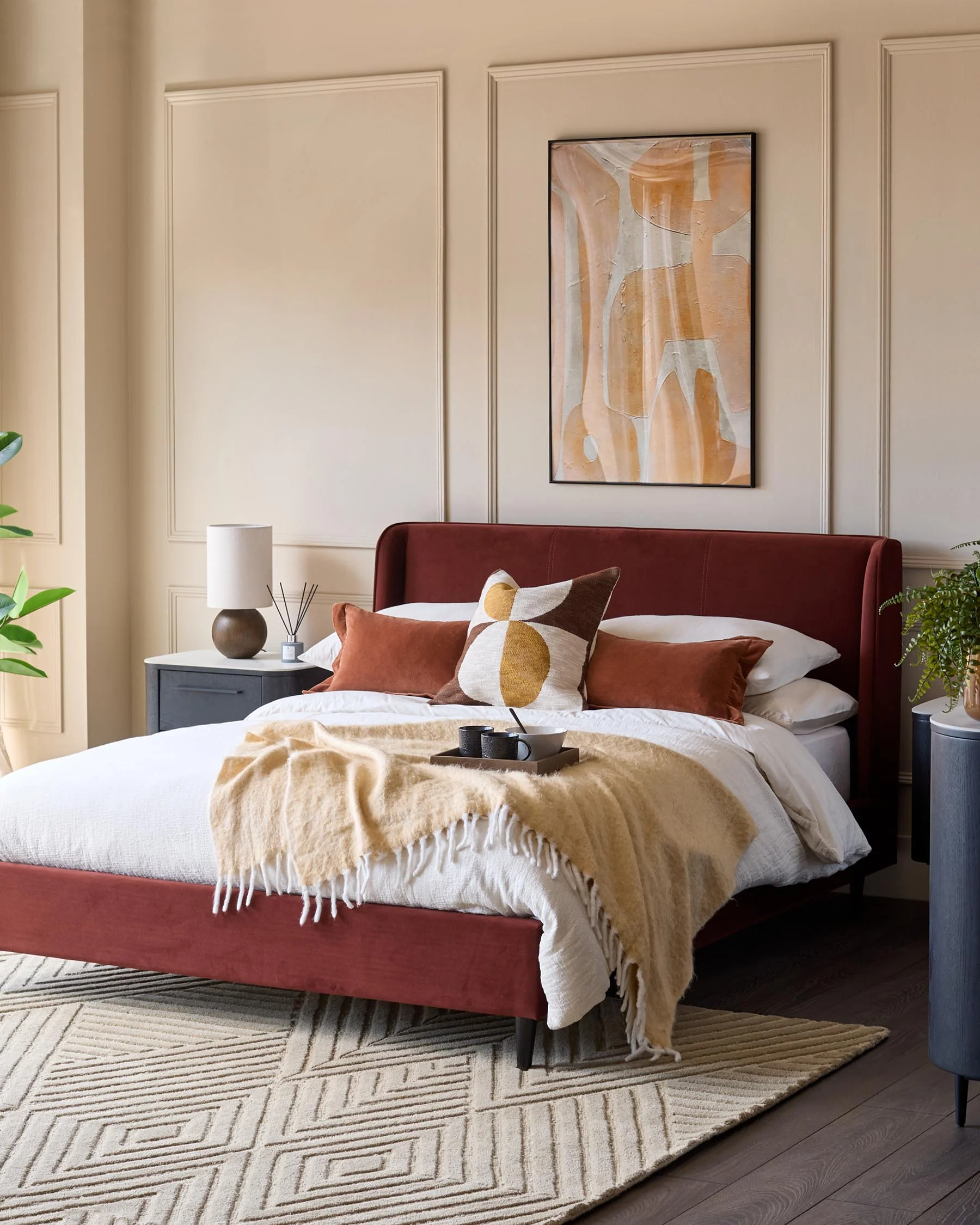 Paolo toffee red velvet king bed - Image 4