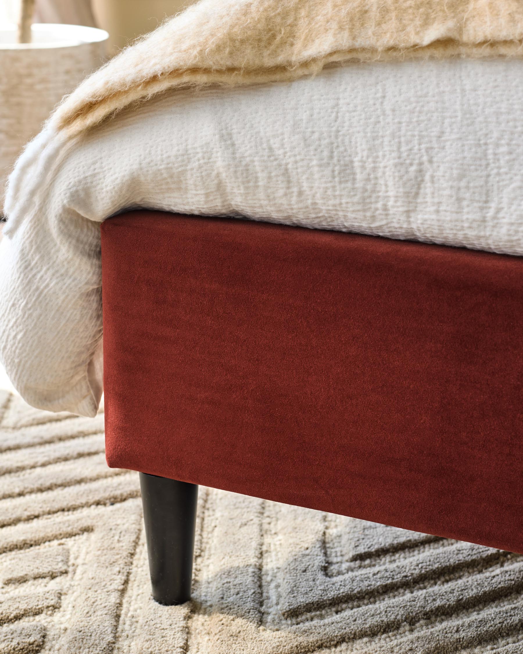 Paolo toffee red velvet king bed - Image 9