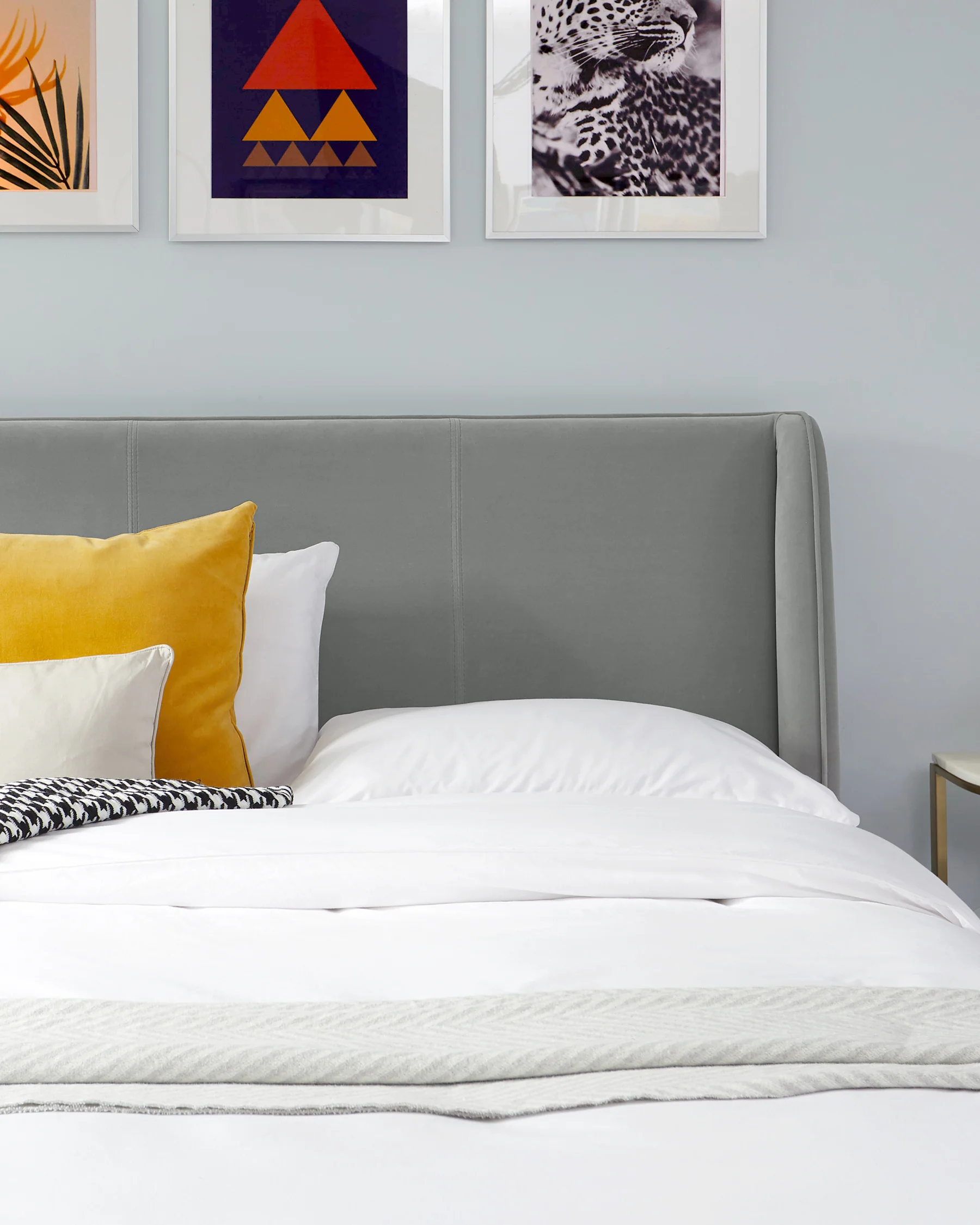 Paolo Light Grey Velvet King Size Ottoman Bed - Image 3
