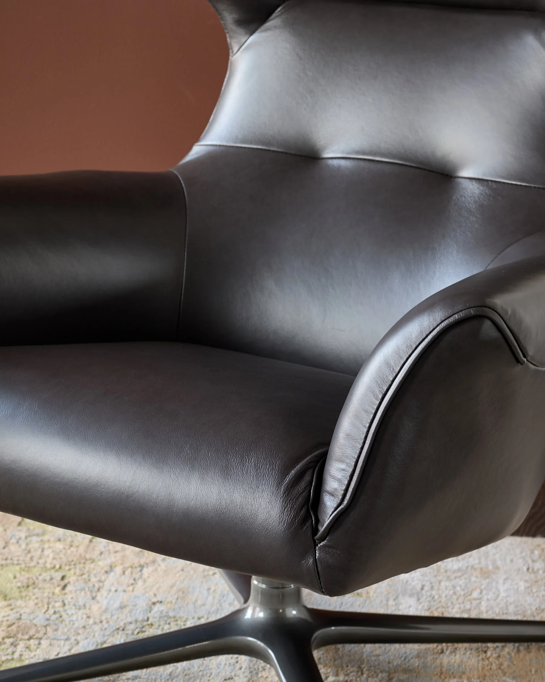 Reign black leather occasional chair - Image 6