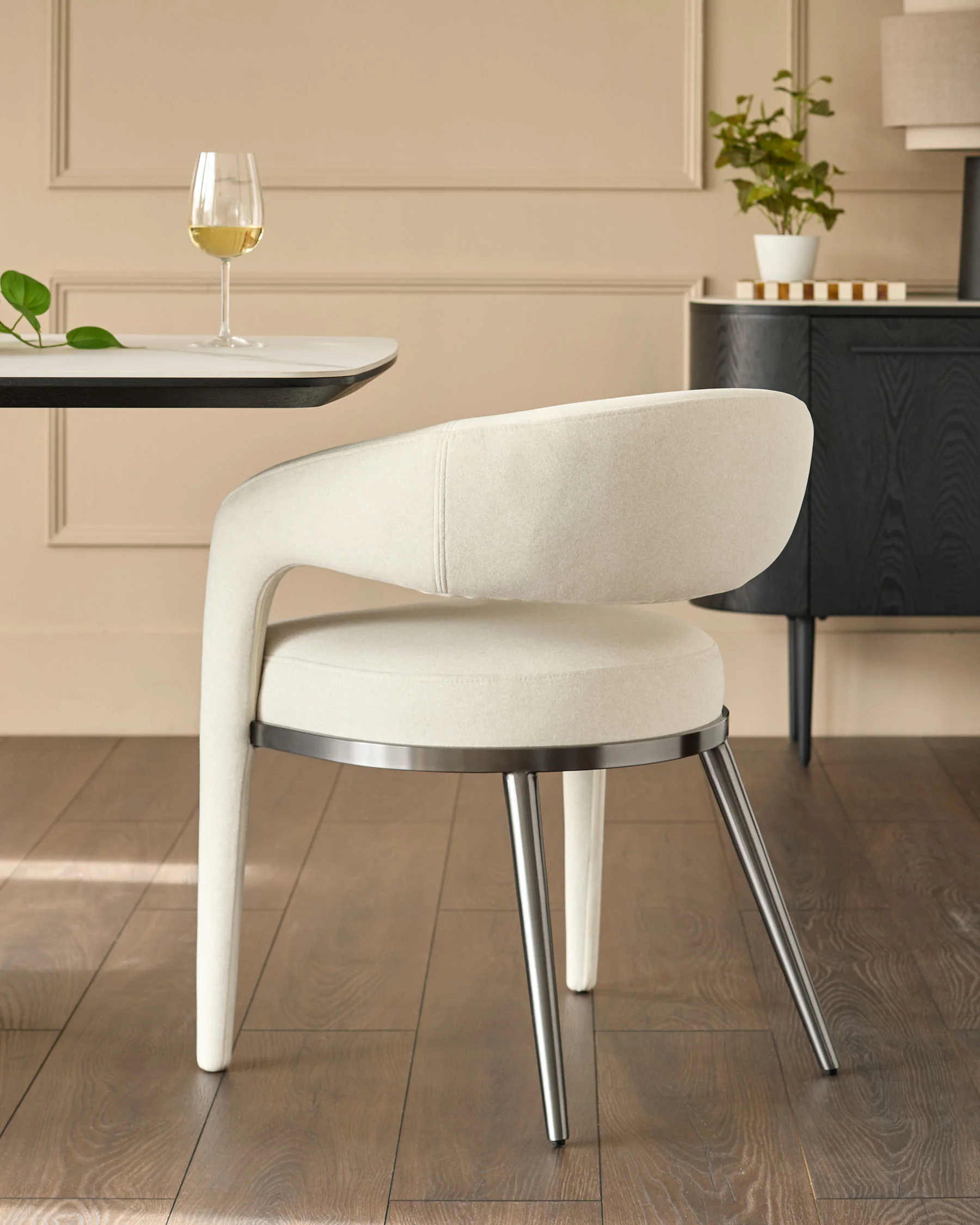 Rhett cream plush fabric dining chair - Image 3