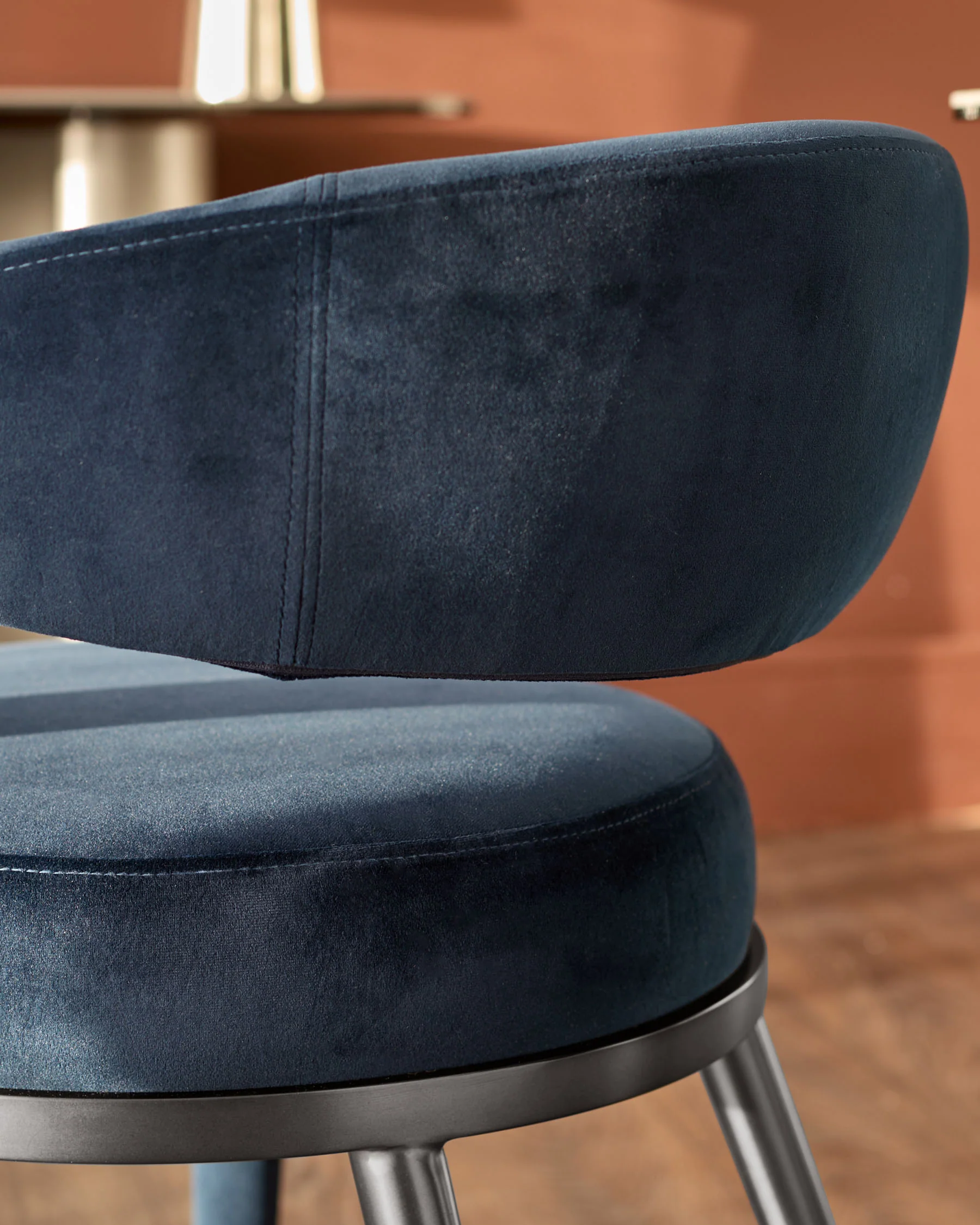 Rhett dark navy velvet dining chair - Image 5