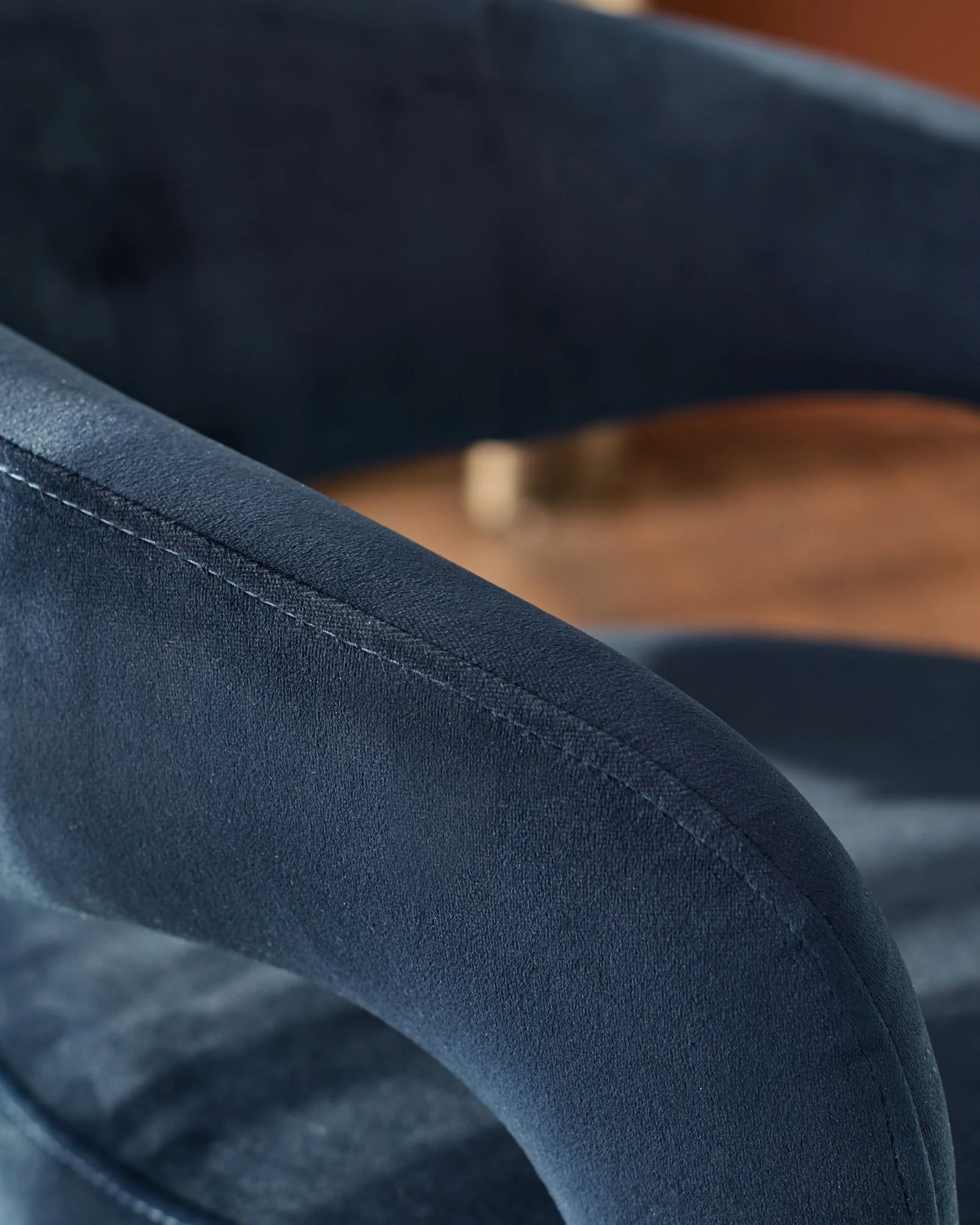 Rhett dark navy velvet dining chair - Image 7