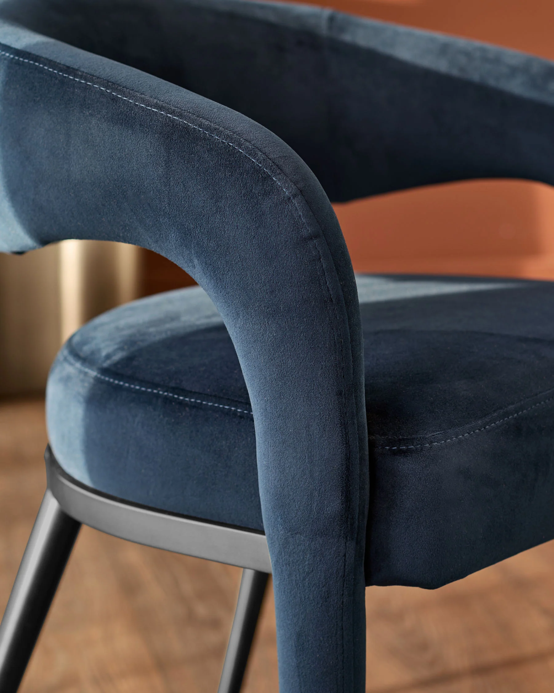 Rhett dark navy velvet dining chair - Image 9