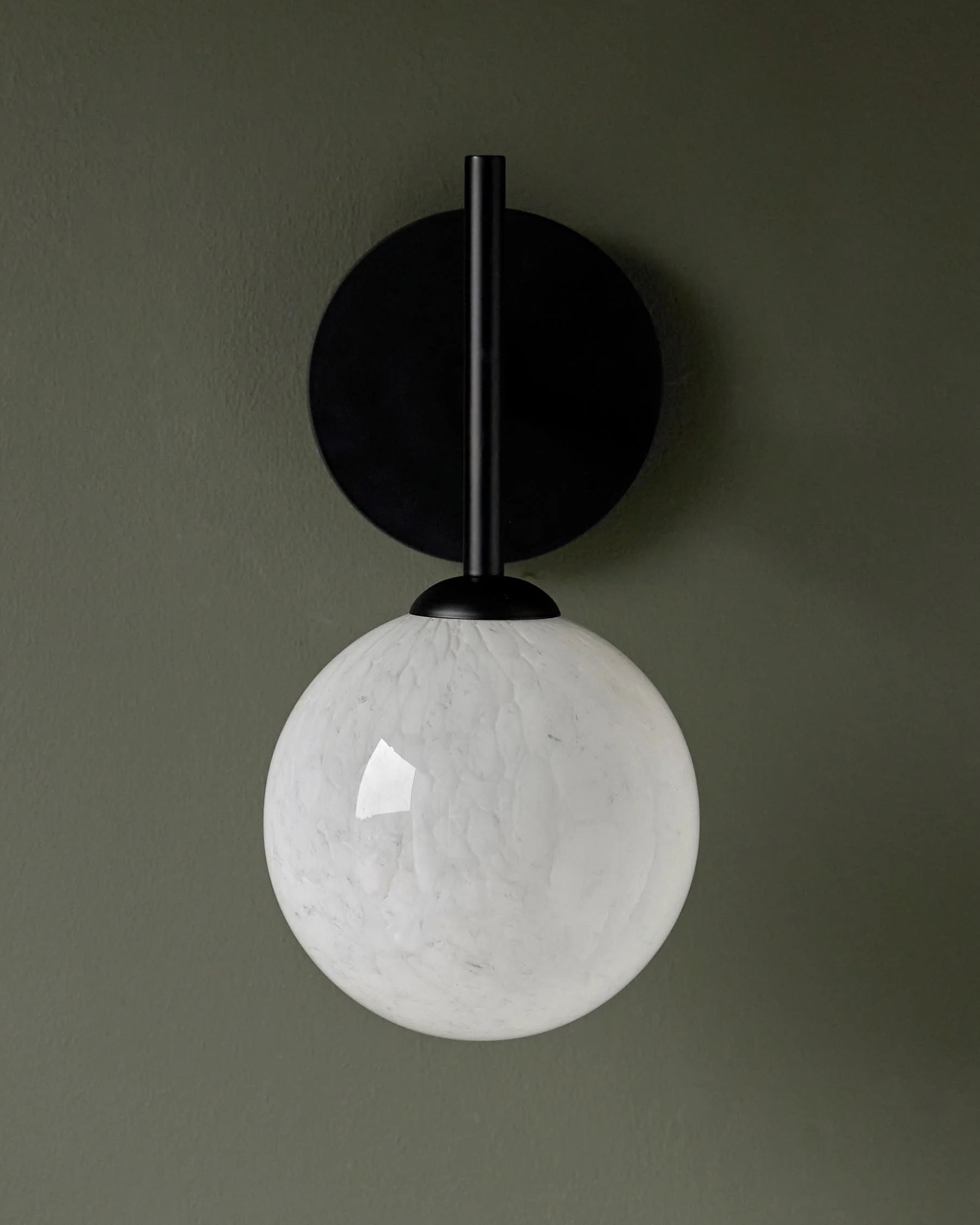Riley marble look glass wall light - Image 3