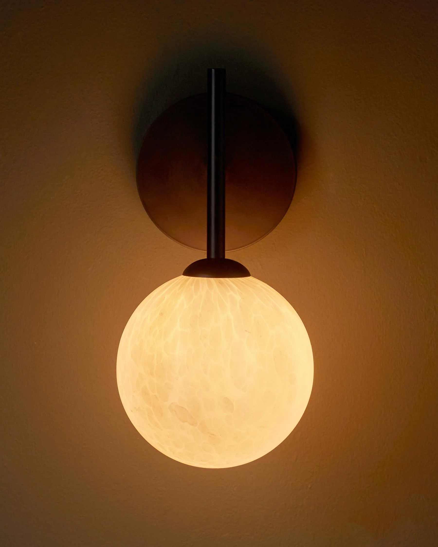Riley marble look glass wall light - Image 4