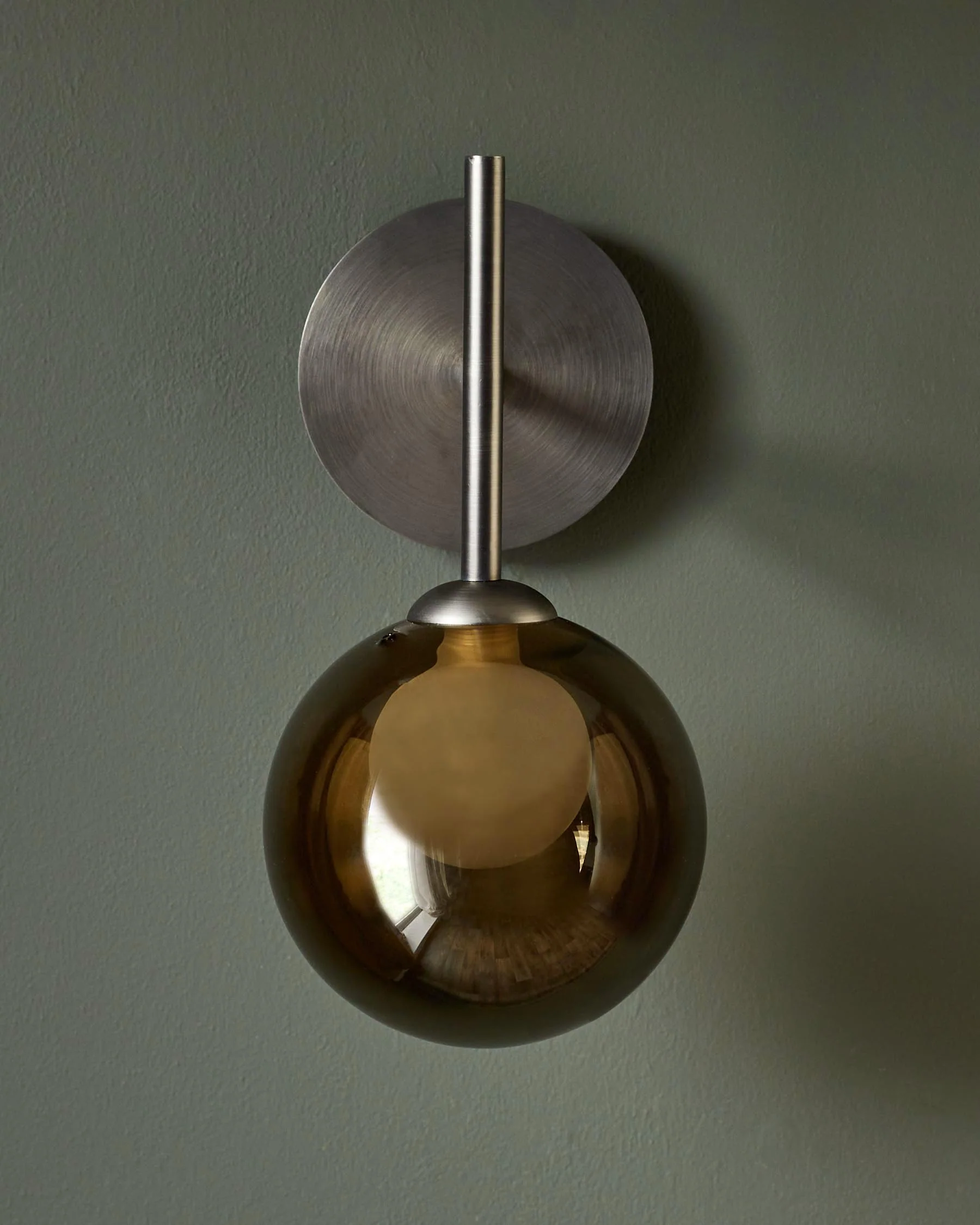 Riley mocha glass wall light - Image 3
