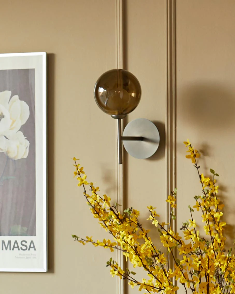 Riley mocha glass wall light - Image 4