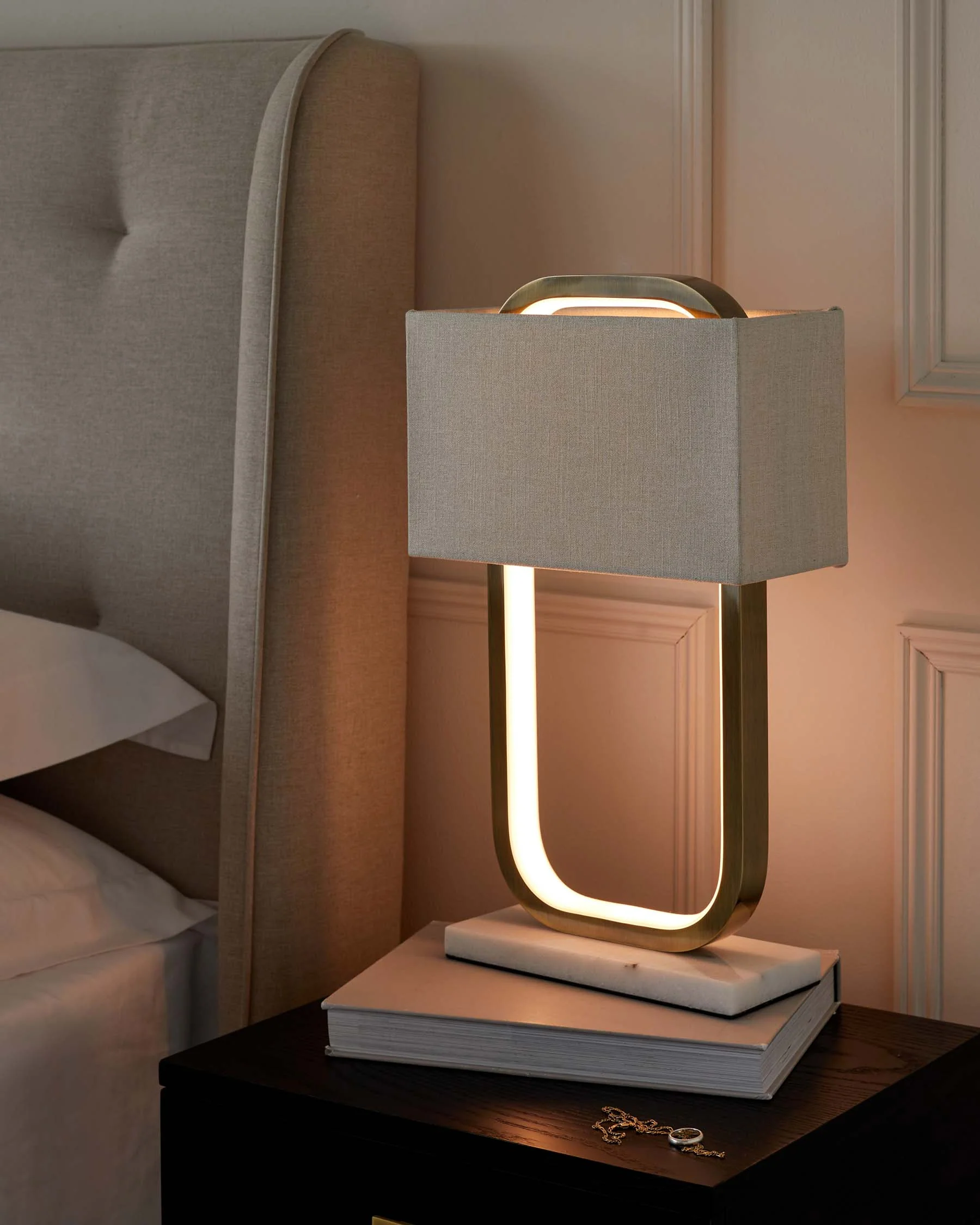 Sanza Brushed Brass Table Lamp with Natural Linen Shade - Image 7