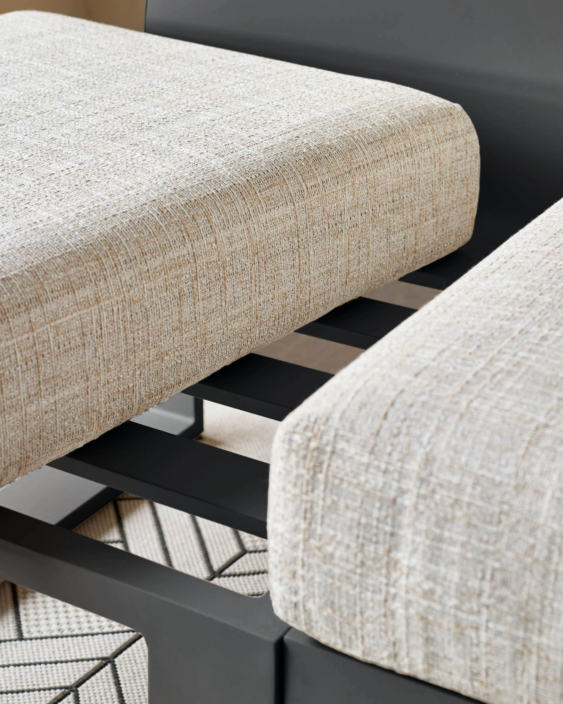 Savannah black garden daybed set - Image 3