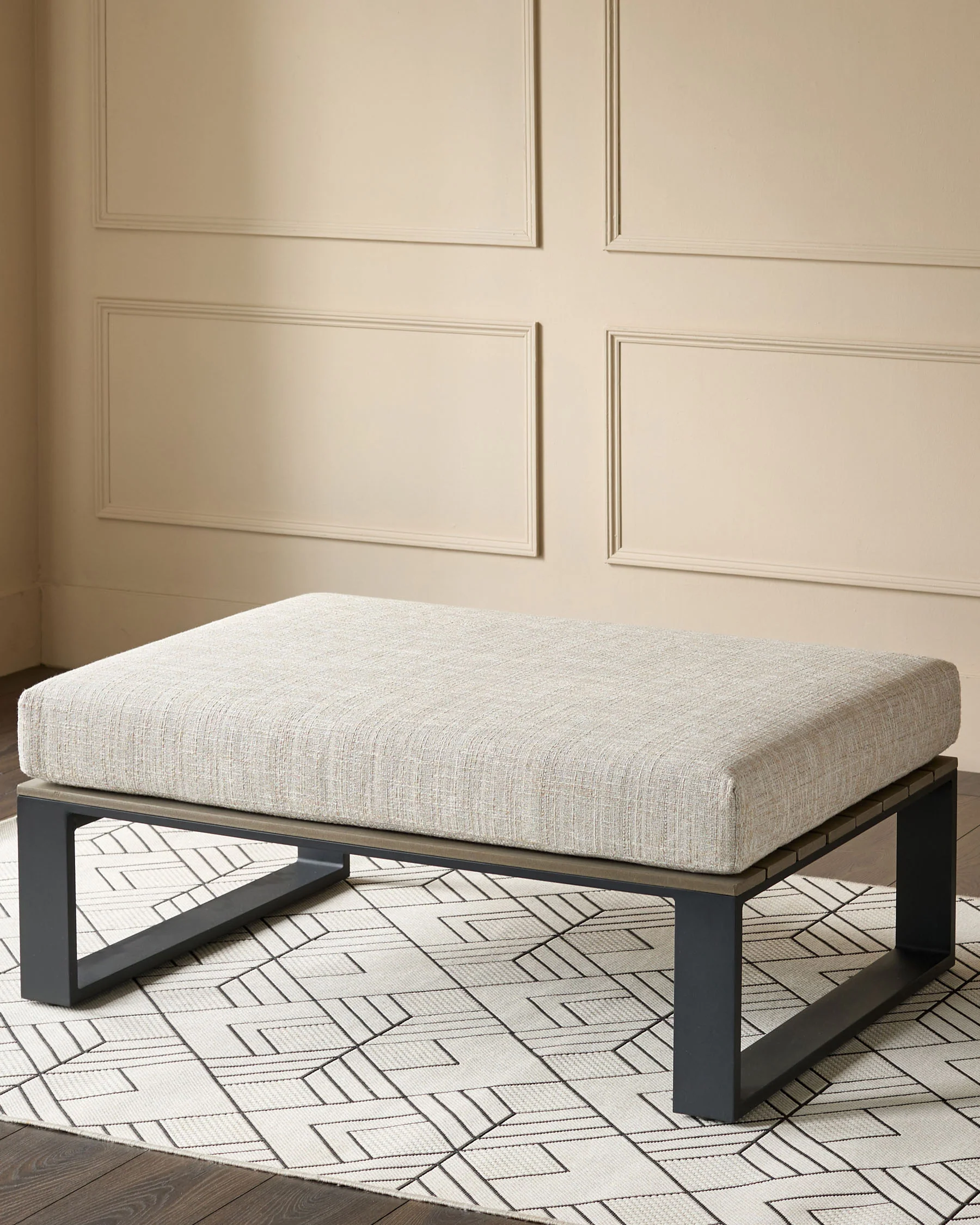 Savannah black garden coffee table with natural cushion - Image 2