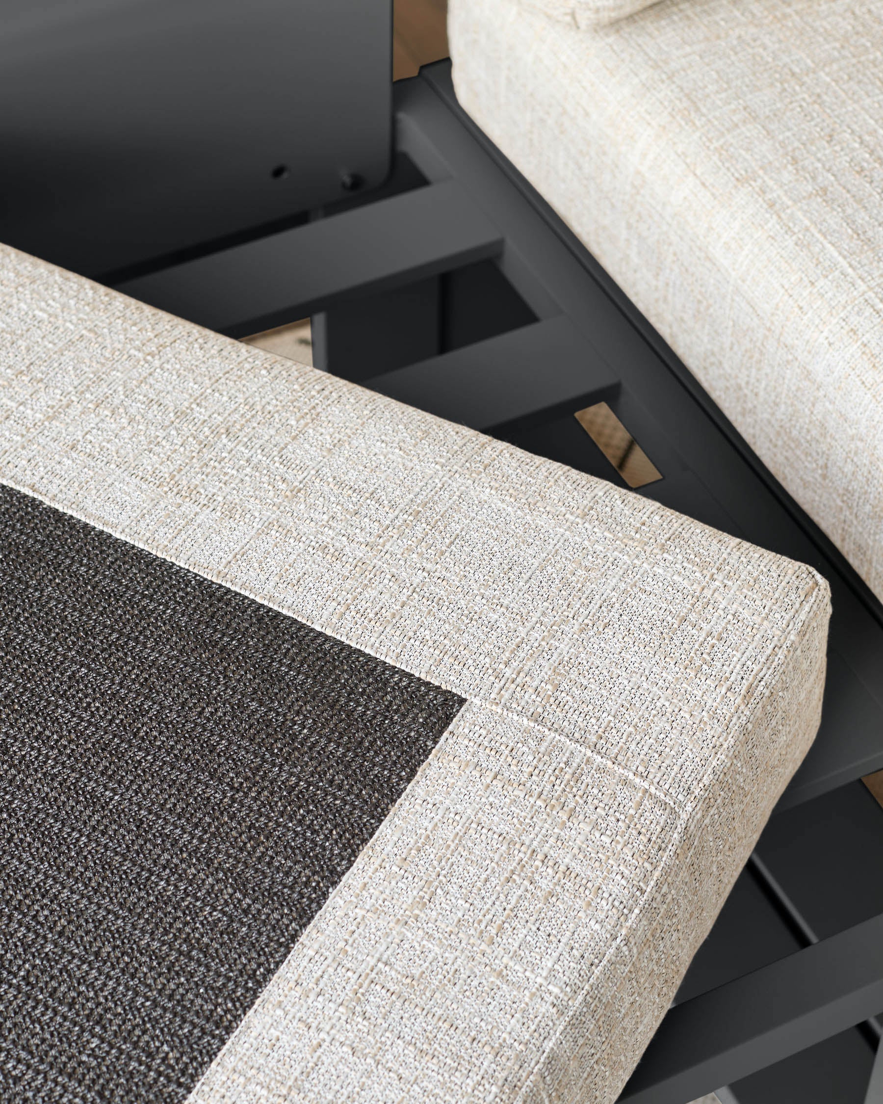 Savannah black garden large corner bench with Bianco coffee table set - Image 9