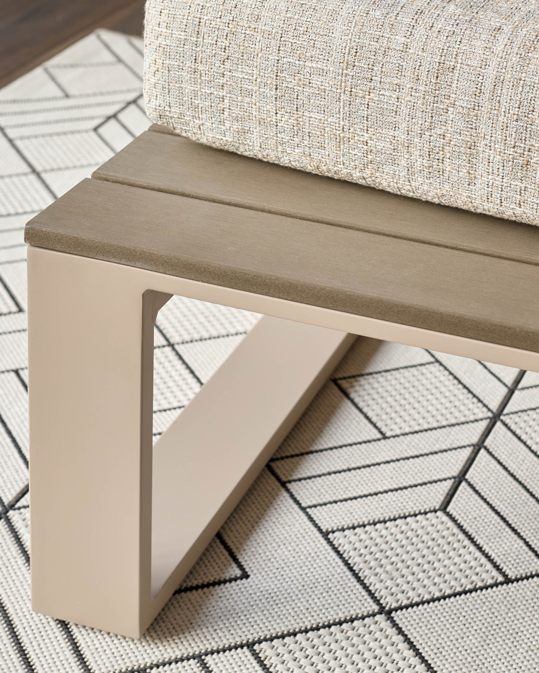 Savannah natural garden large corner bench with Bianco coffee table set - Image 4