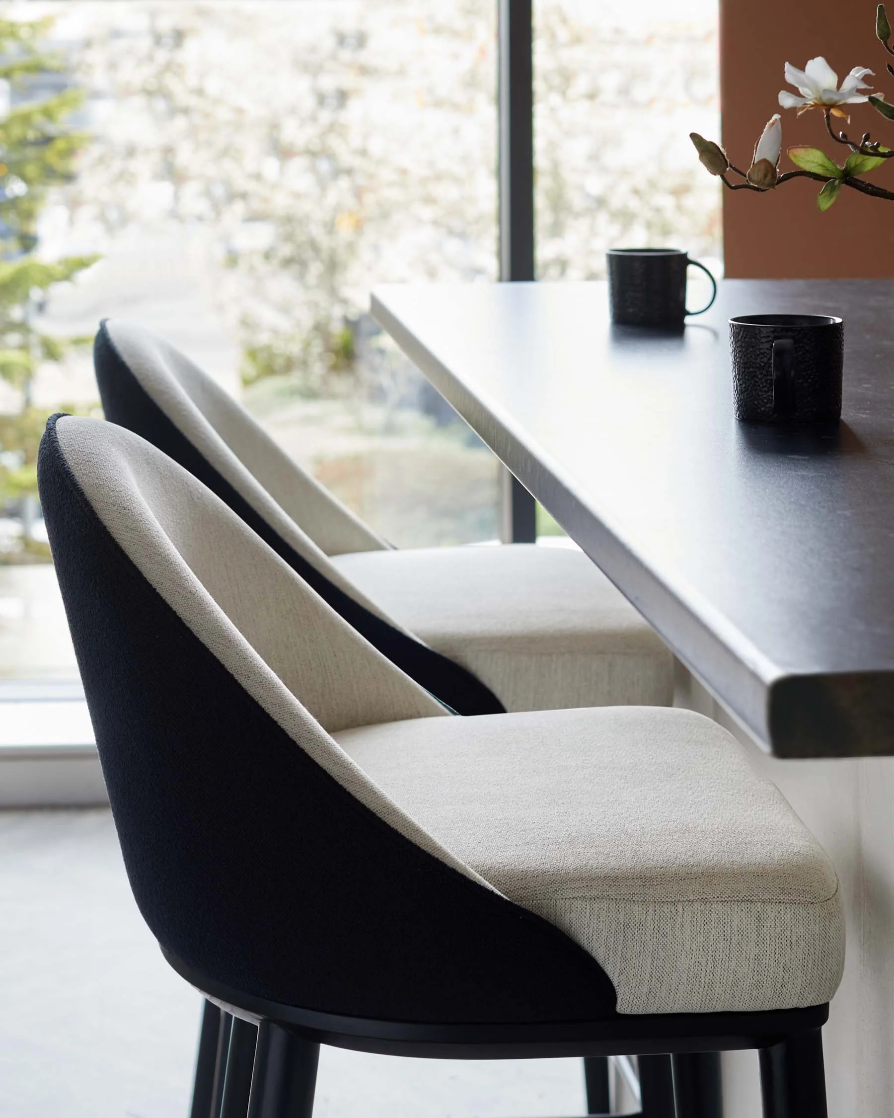 Scarlett black mixed material bar stool - Image 4