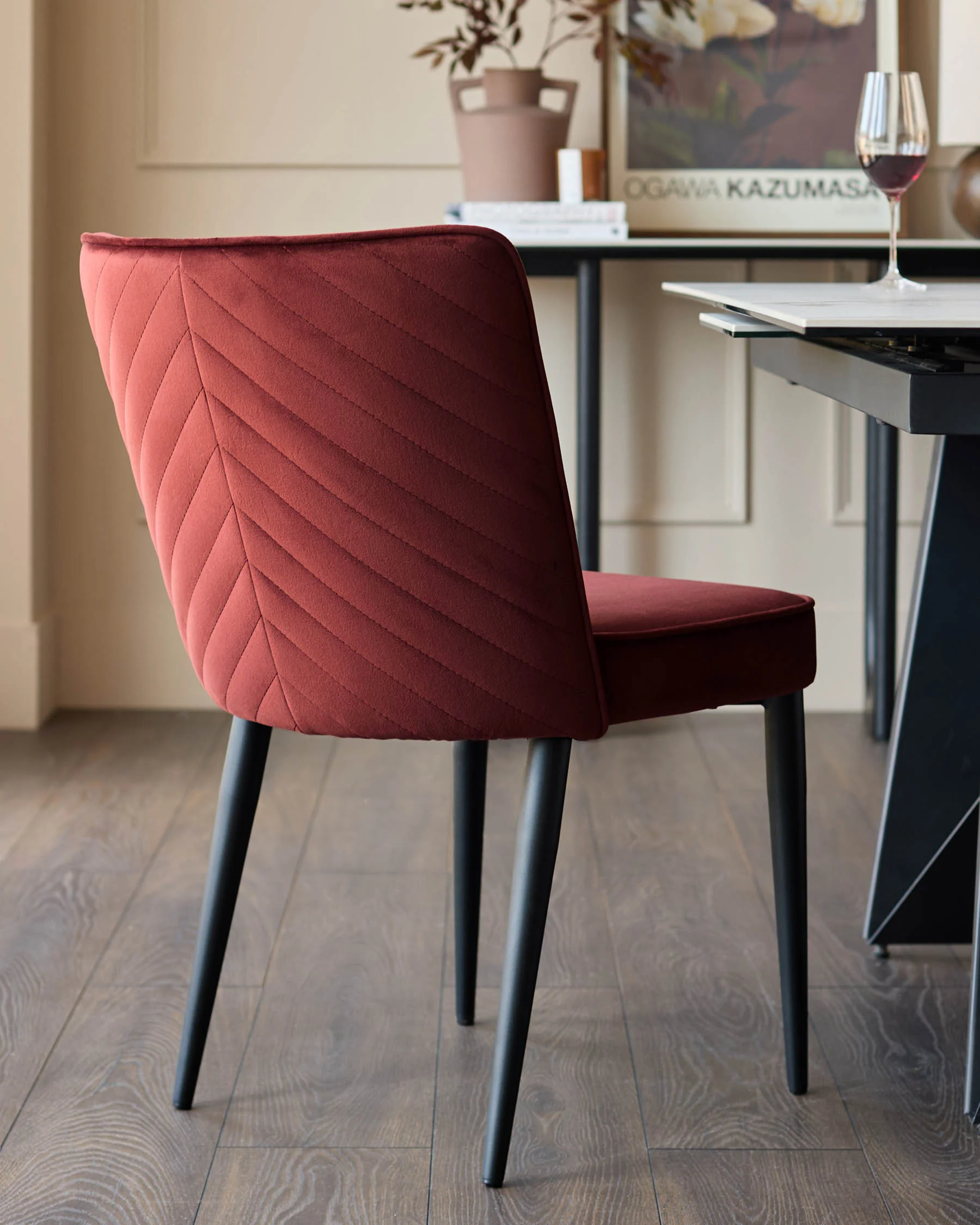 Serena toffee red velvet dining chair - Set of two - Image 3