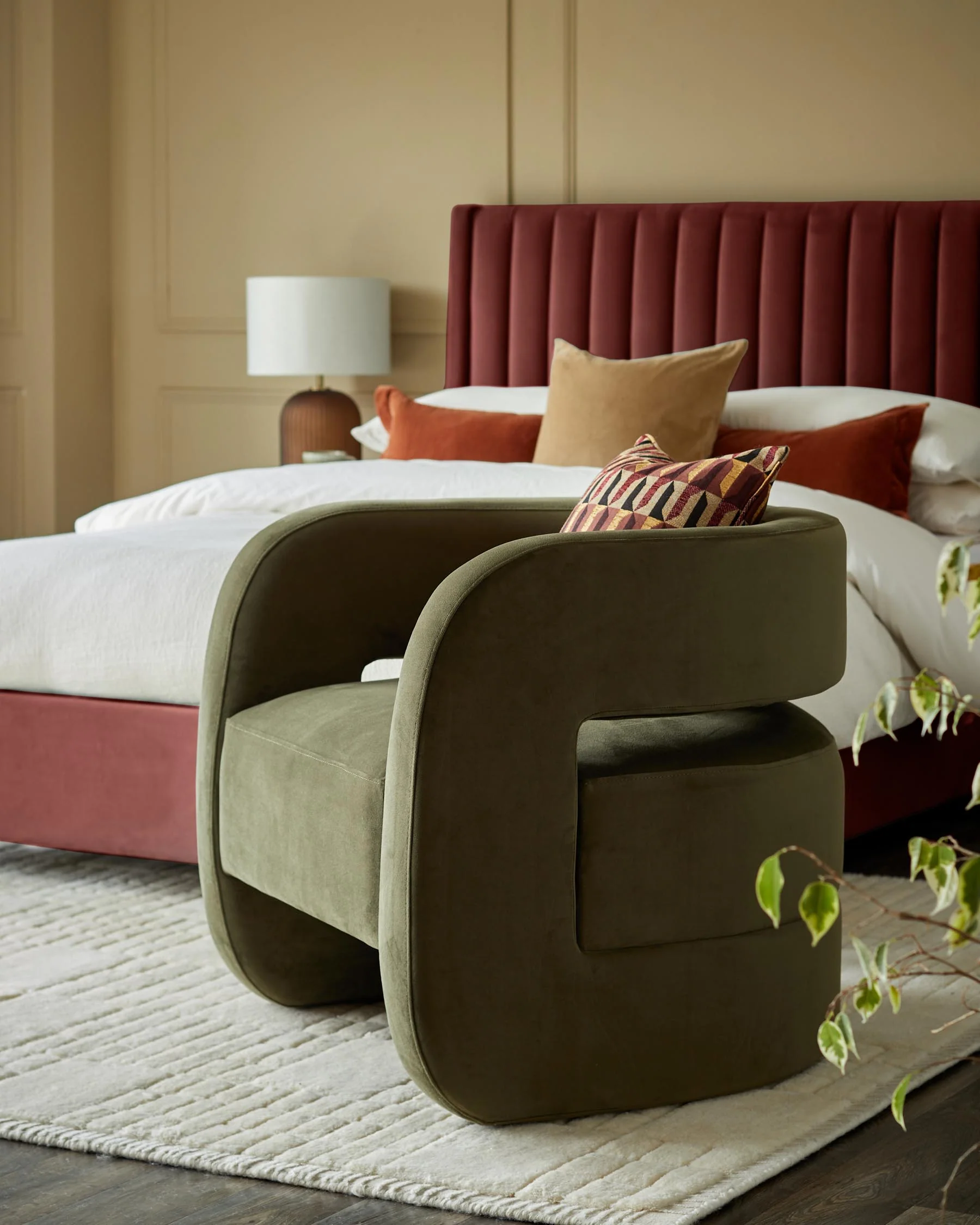 Silas olive green velvet accent chair - Image 4