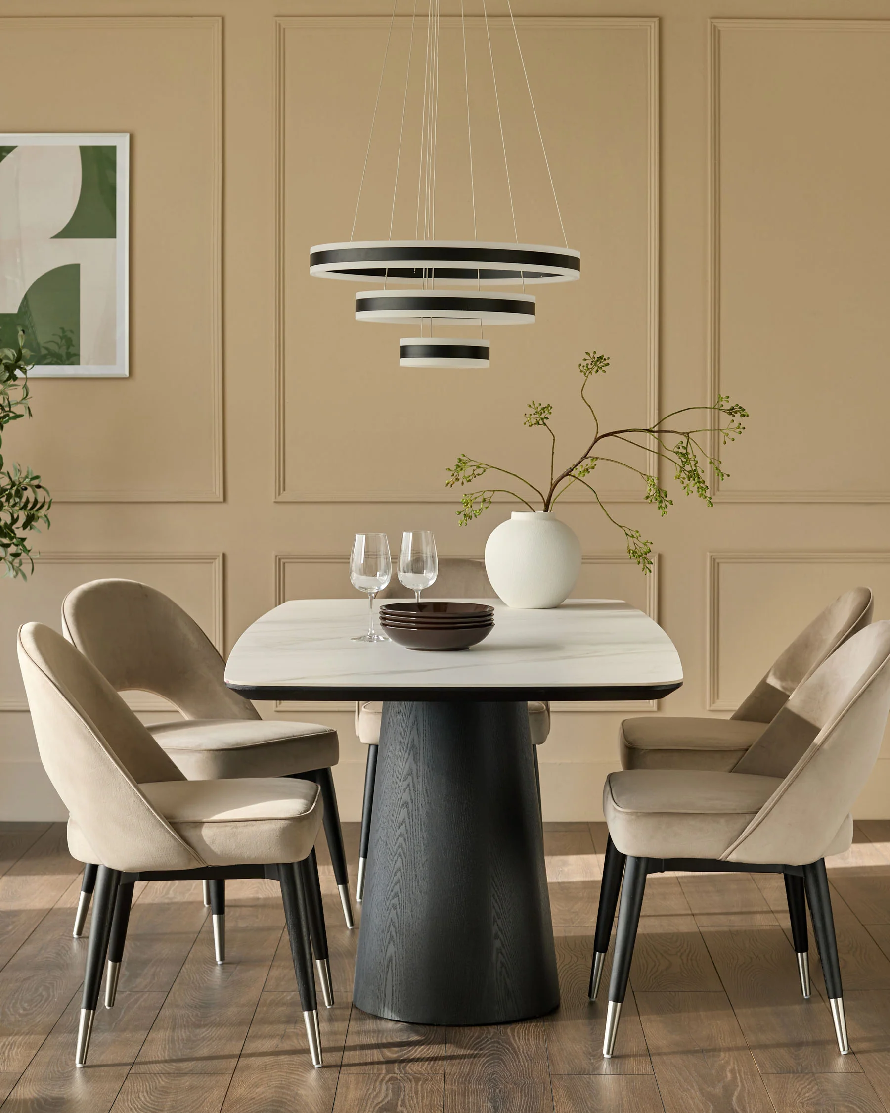 Solana black metal adjustable pendant light - Image 8