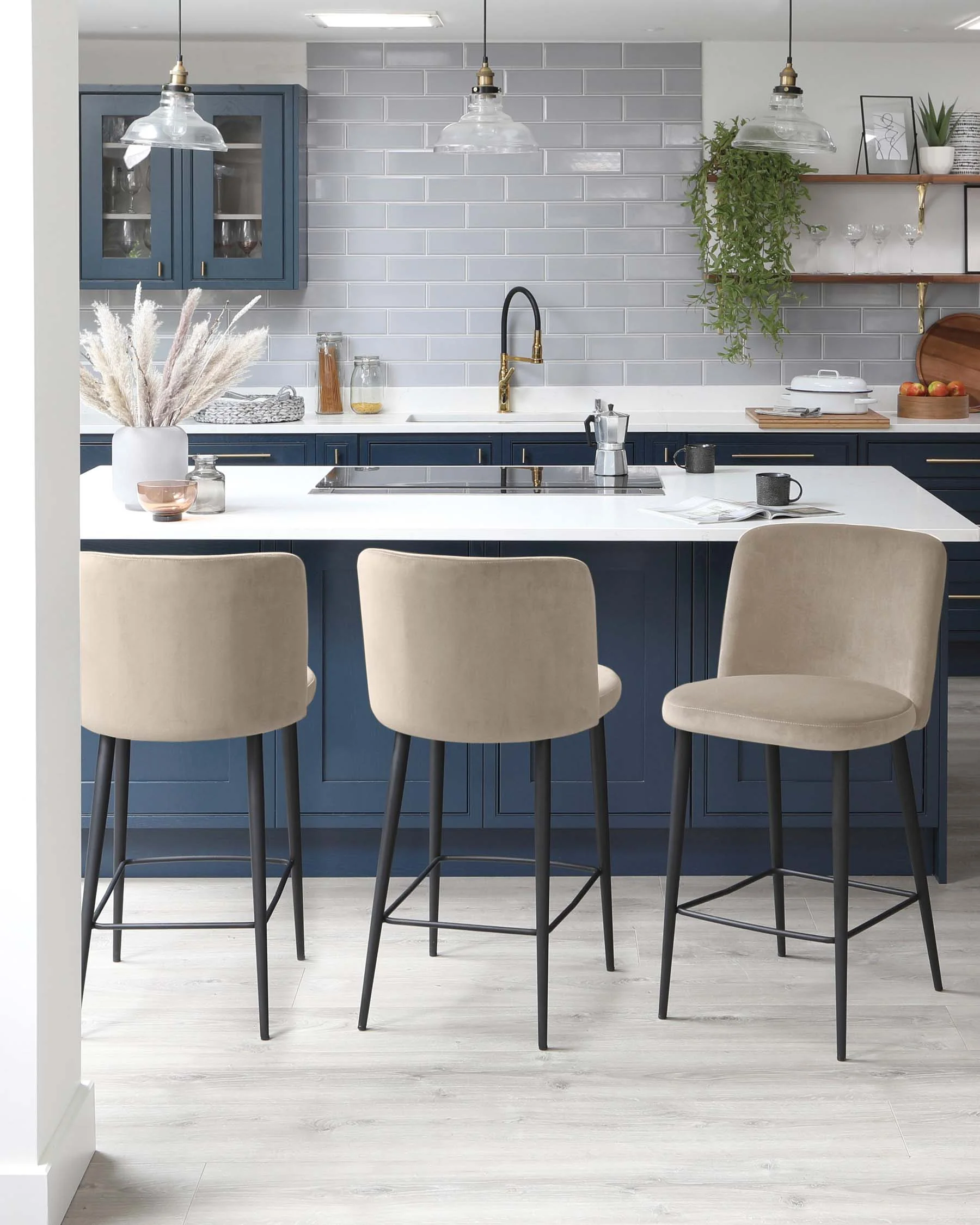 Trinny Champagne Velvet Bar Stool - Image 3
