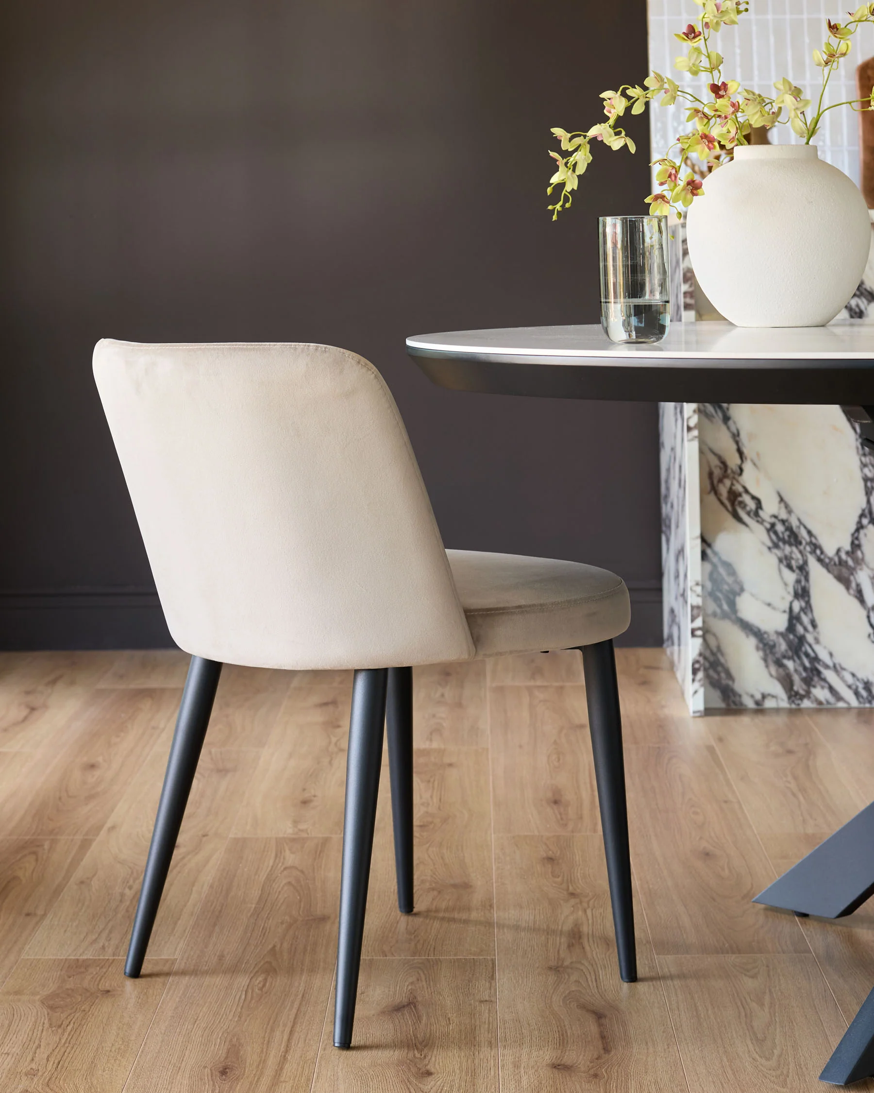 Trinny Champagne Velvet Dining Chair - Image 3