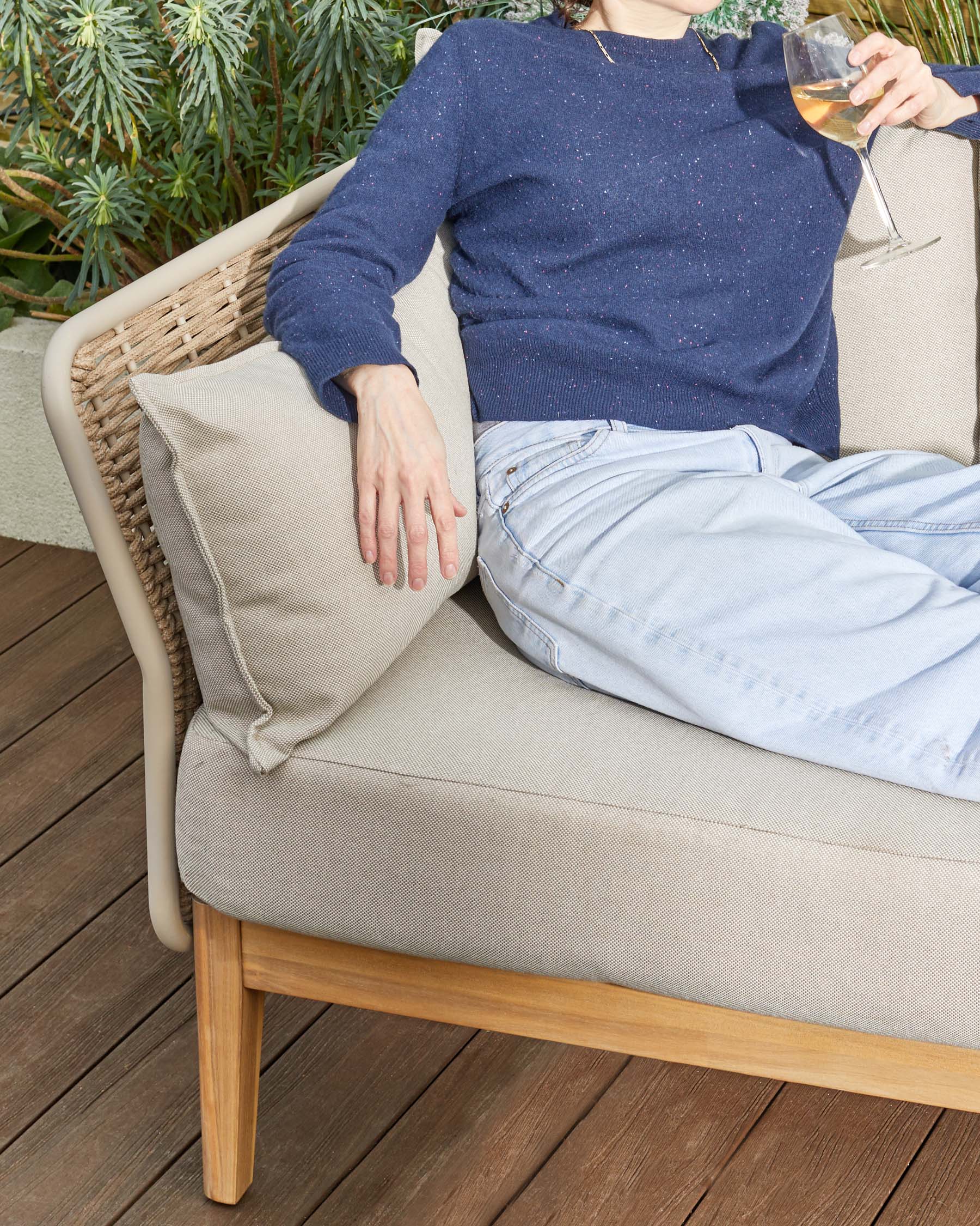 Tuscany natural fabric acacia wood garden 3 seater sofa - Image 3