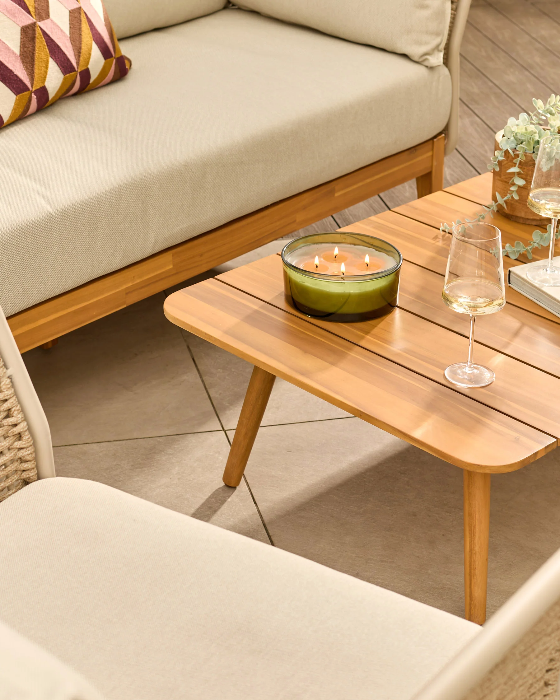 Tuscany natural acacia wood garden coffee table - Image 4