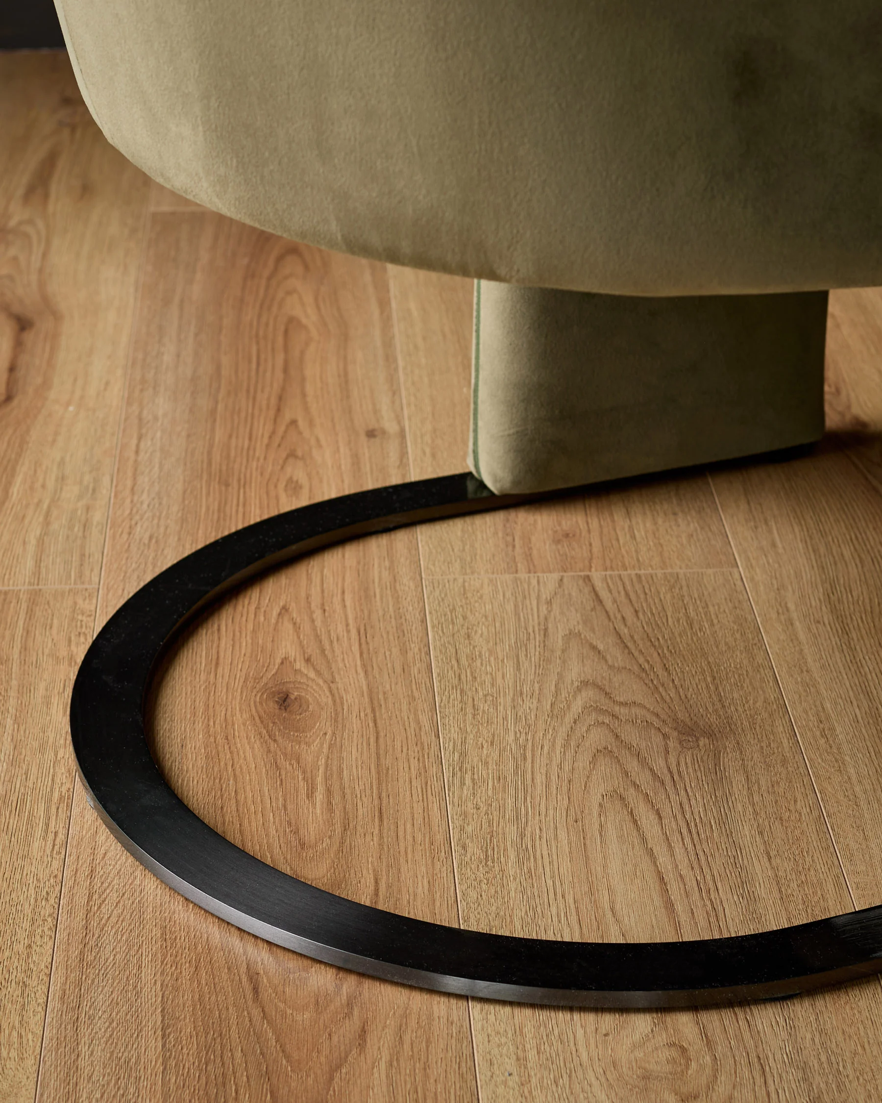 Wren natural fabric and olive green velvet black steel cantilever dining chair - Image 11