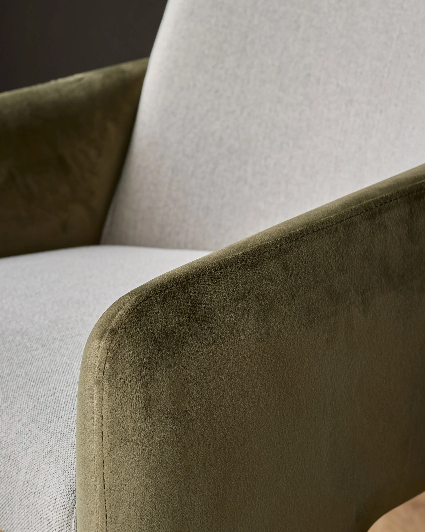 Wren natural fabric and olive green velvet black steel cantilever dining chair - Image 5