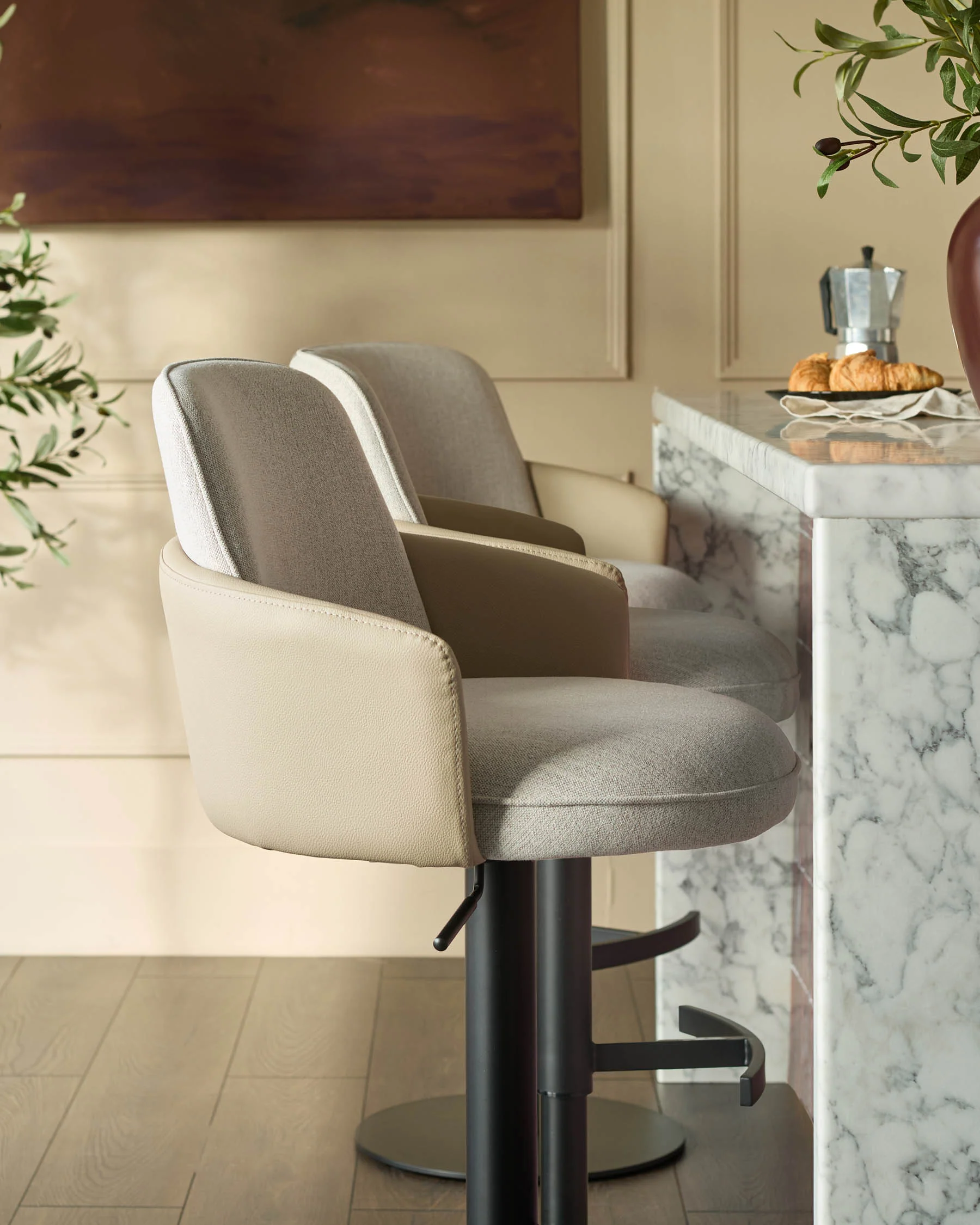 Wren natural fabric and natural faux leather gas lift bar stool - Image 6