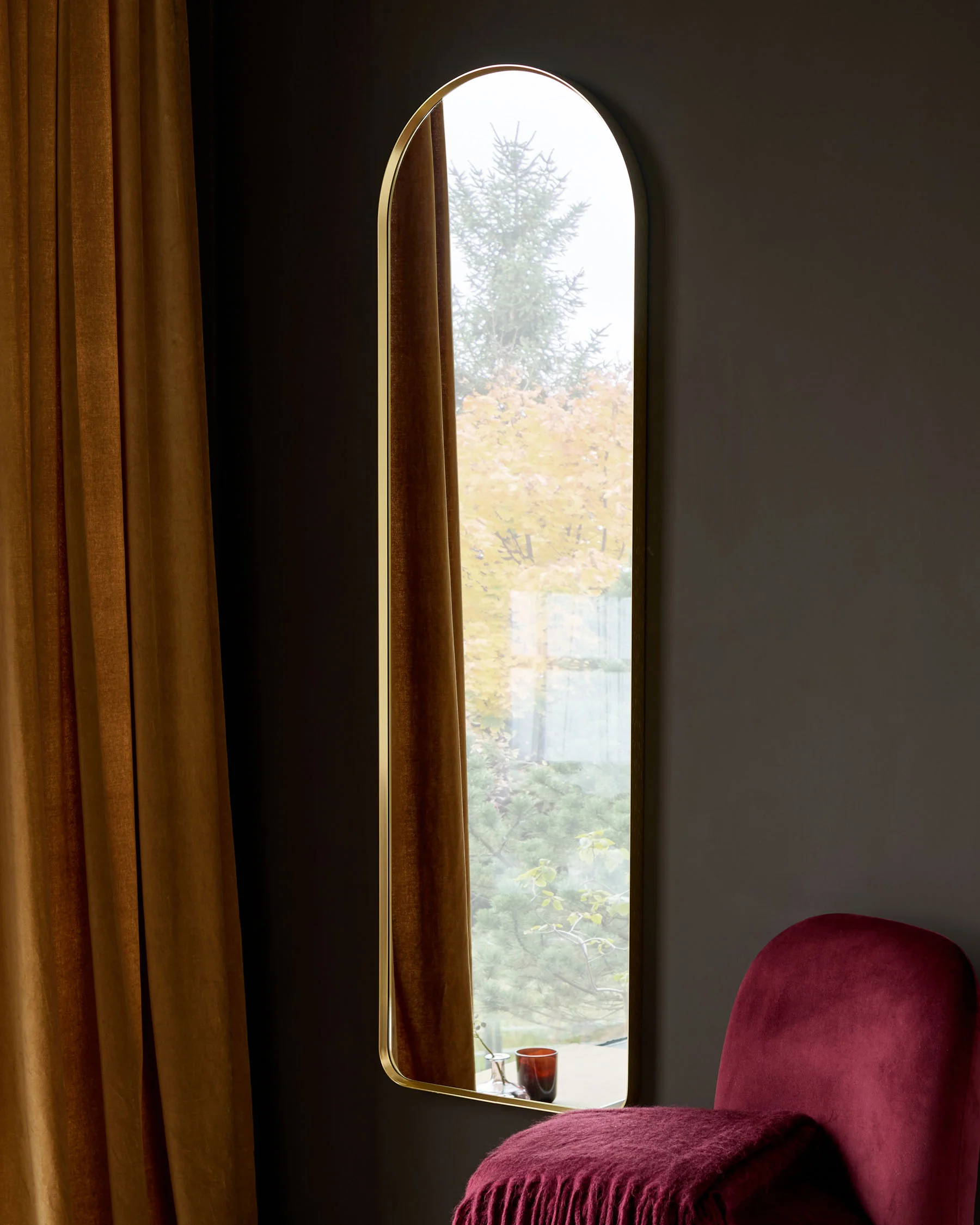 Yannis gold arch wall mirror - Image 2