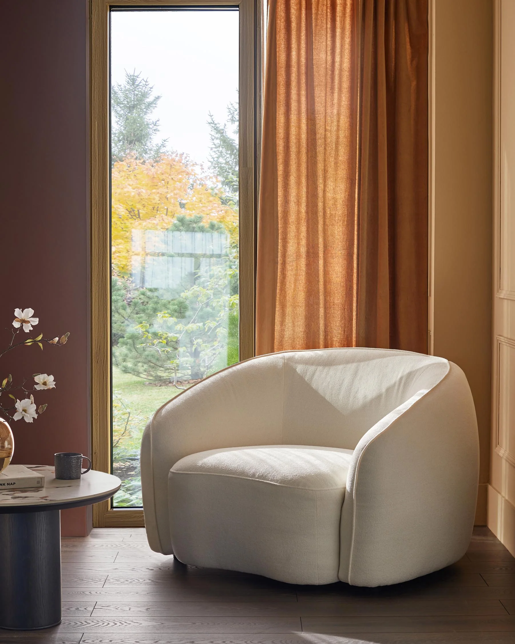 Zoey ivory boucle armchair - Image 3