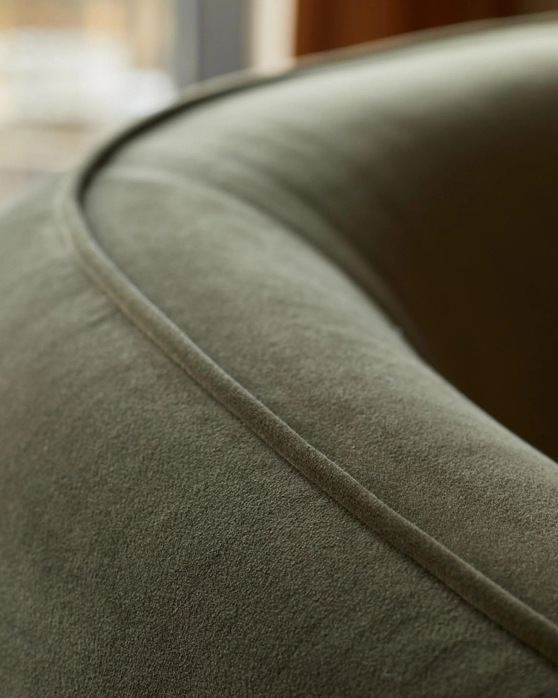 Zoey olive green velvet armchair - Image 4